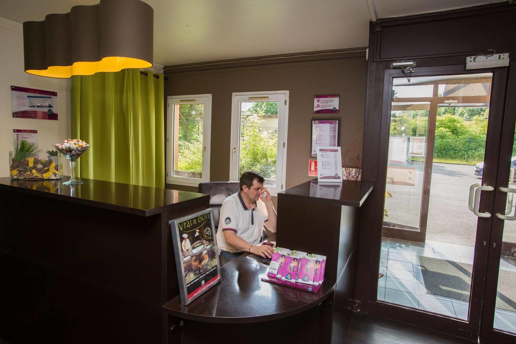 Hotel Akena Creil - Clermont Agnetz Εξωτερικό φωτογραφία